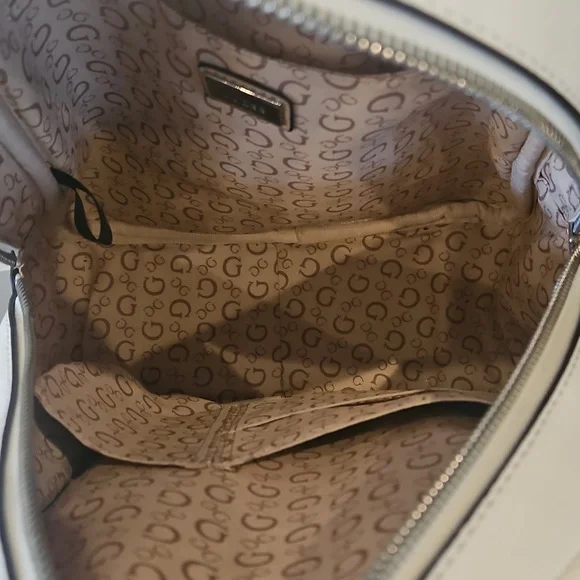 GUESS White Backpack Purse - Picture 3 of 6